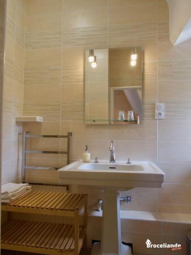 La Maison Rouge Broceliande Montauban-de-Bretagne Номер фото