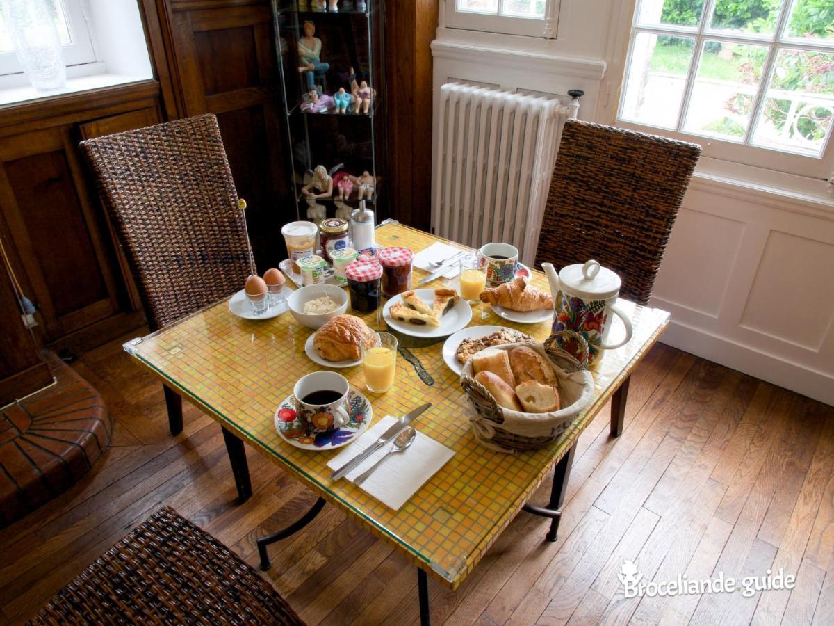 La Maison Rouge Broceliande Montauban-de-Bretagne Экстерьер фото